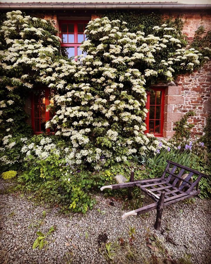 多尔德布列塔尼 Domaine Du Tertre Ychot酒店 外观 照片